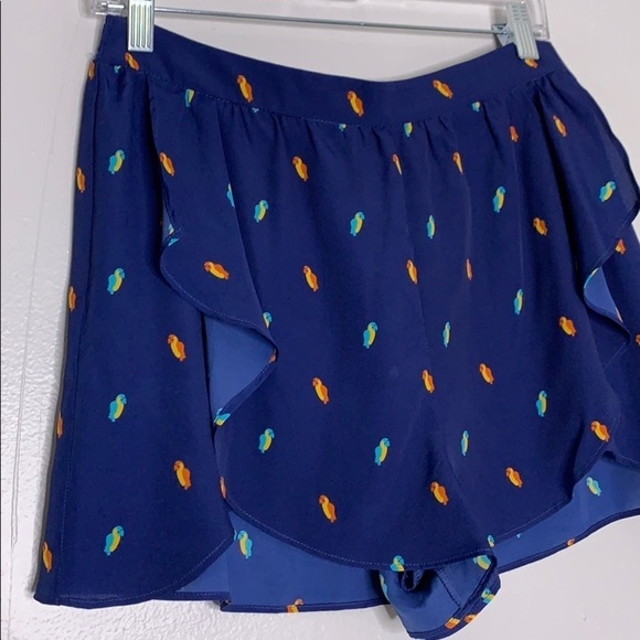 BCBGeneration Parrot Bird free flowing tulip short navy medium women’s - Picture 1 of 8